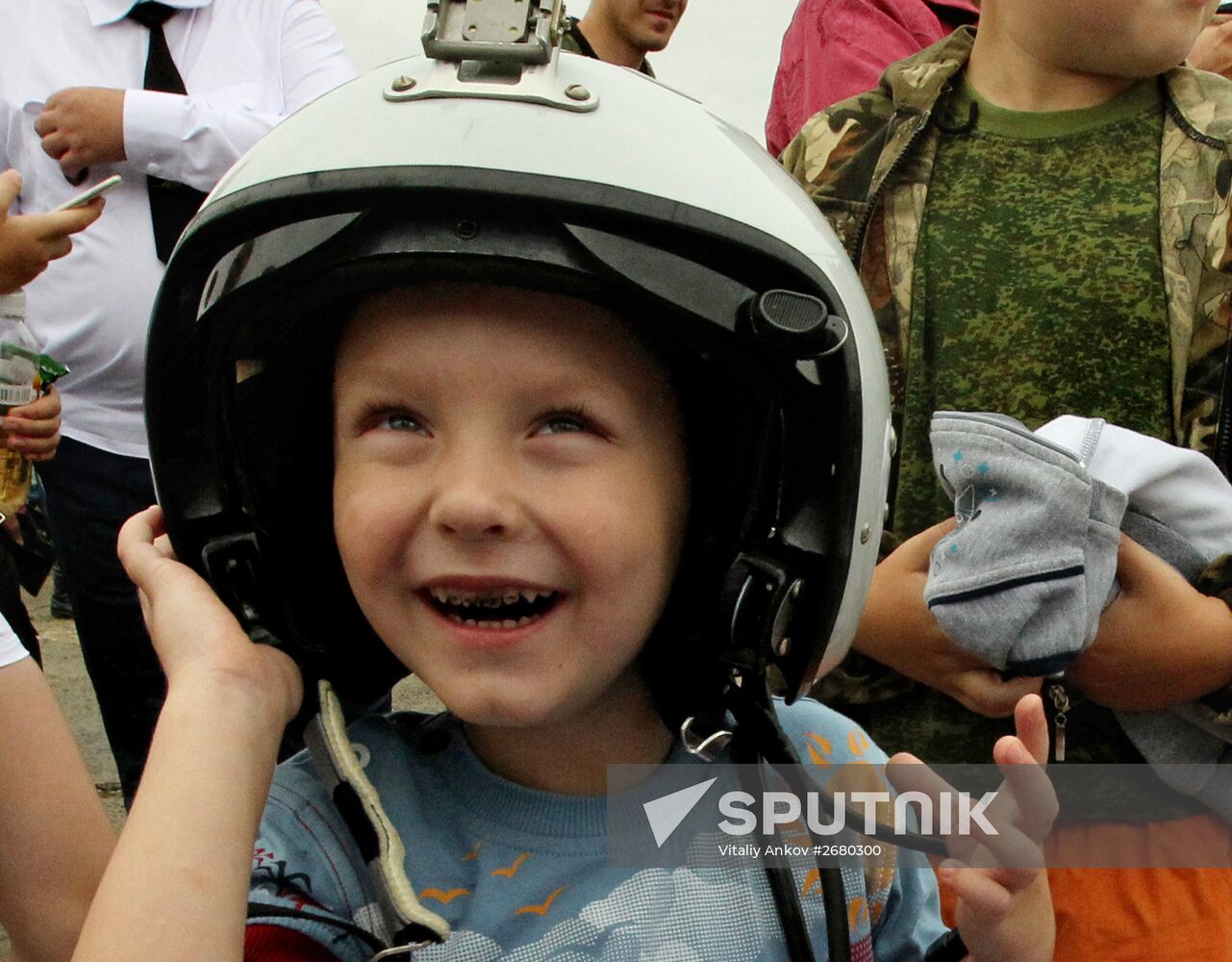 Open day at Tsentralnaya Uglovaya military airfield in Primorye Territory