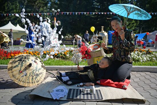 Stroller parade in Yekaterinburg