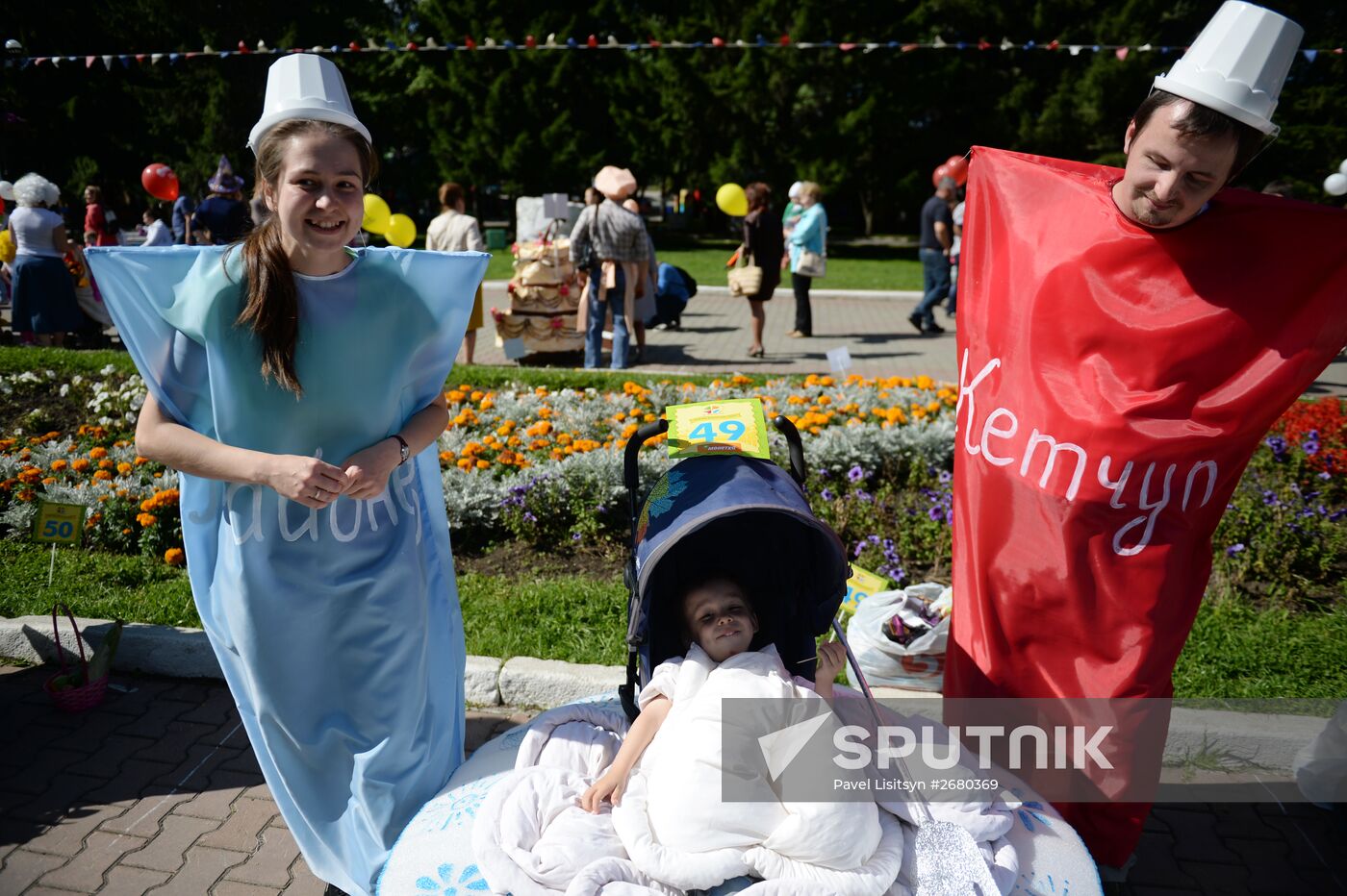 Stroller parade in Yekaterinburg