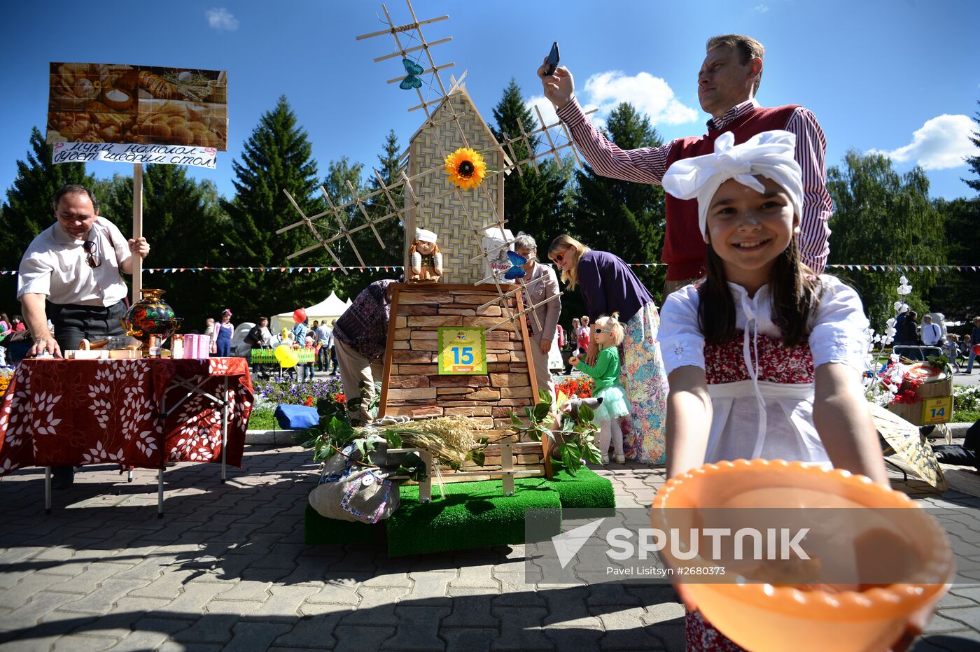 Stroller parade in Yekaterinburg