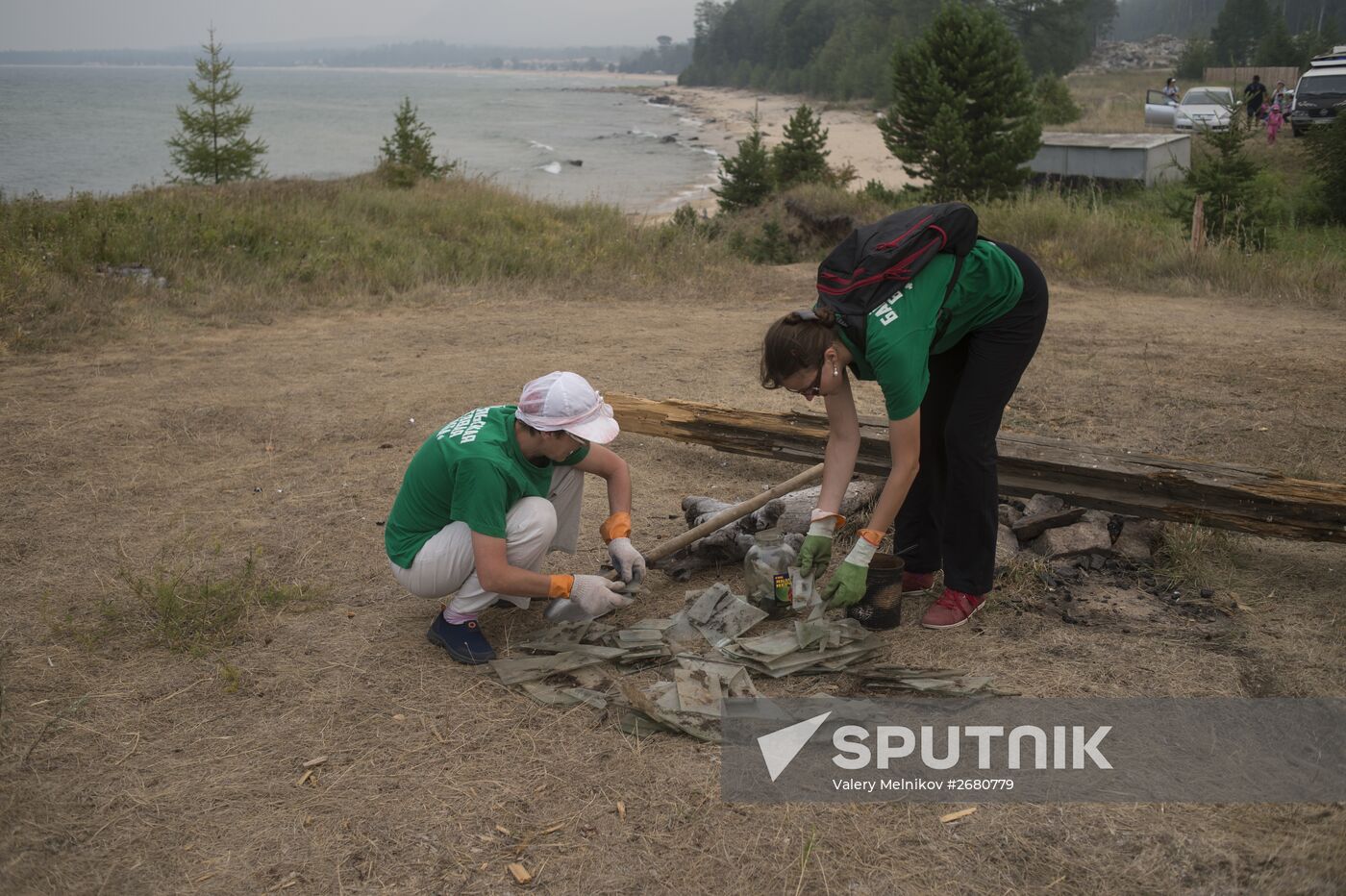 Baikal volunteer shore service