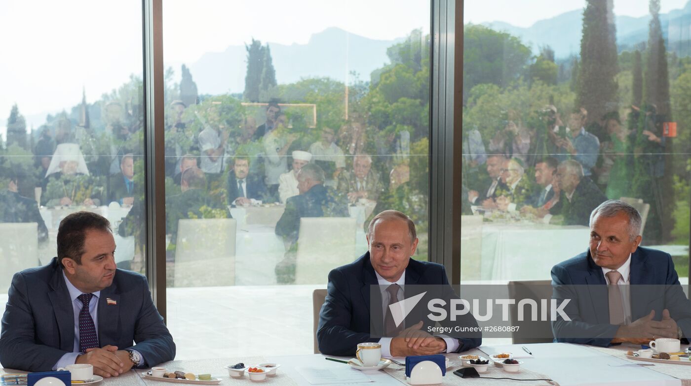 Russian President Vladimir Putin's meeting with representatives of national public associations of Crimea