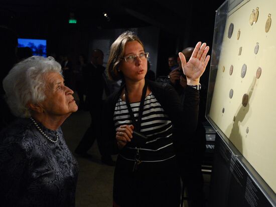 Exhibition "Collection Forgotten for a Century"