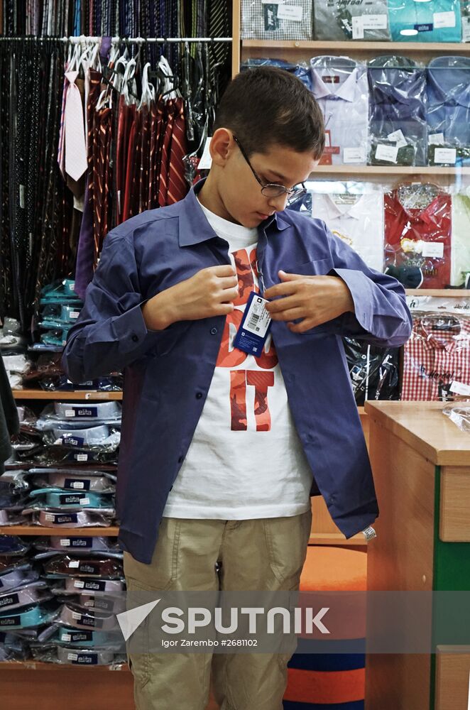 Schoolchildren prepare for new academic year in Kaliningrad