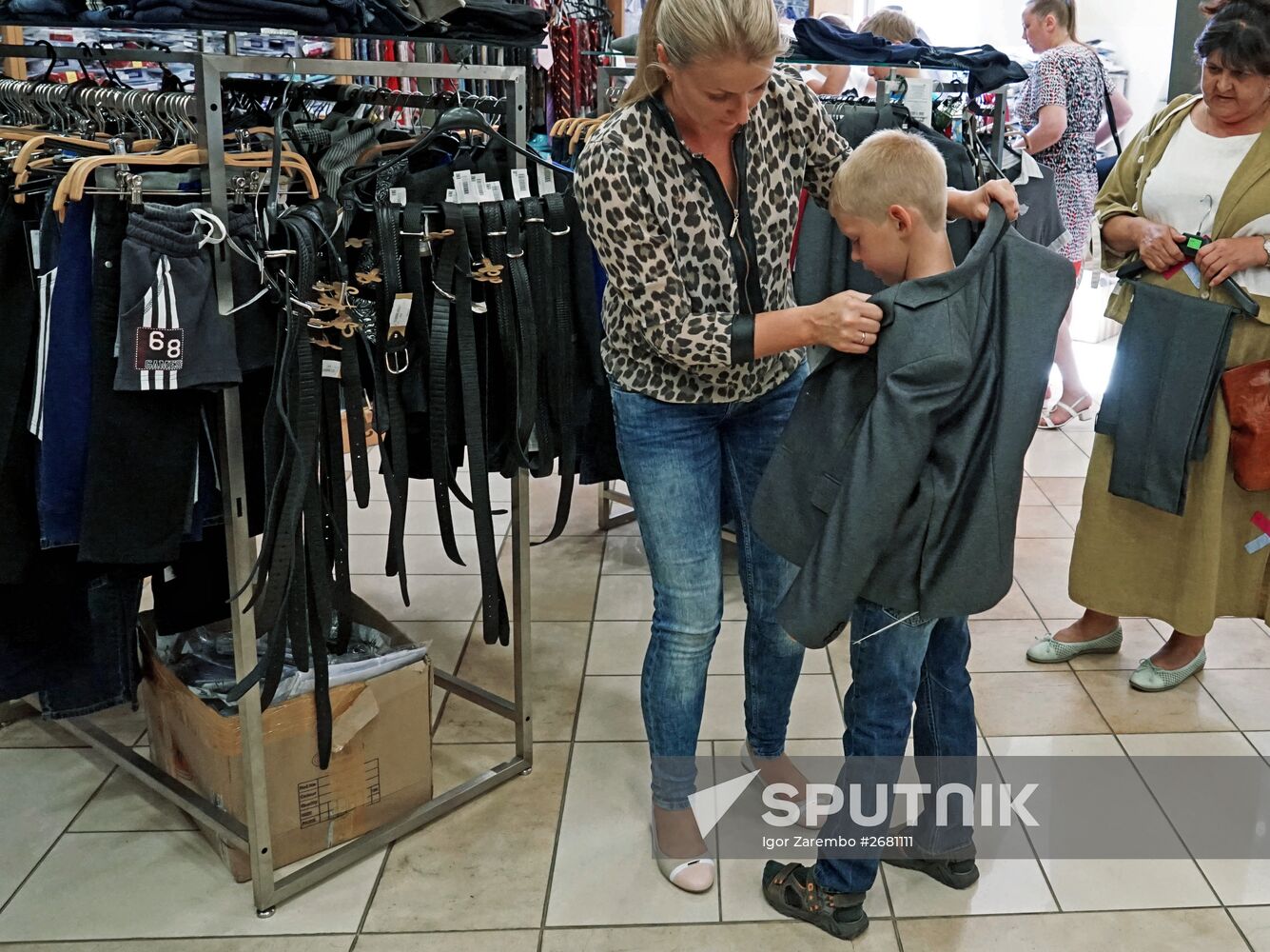 Schoolchildren prepare for new academic year in Kaliningrad