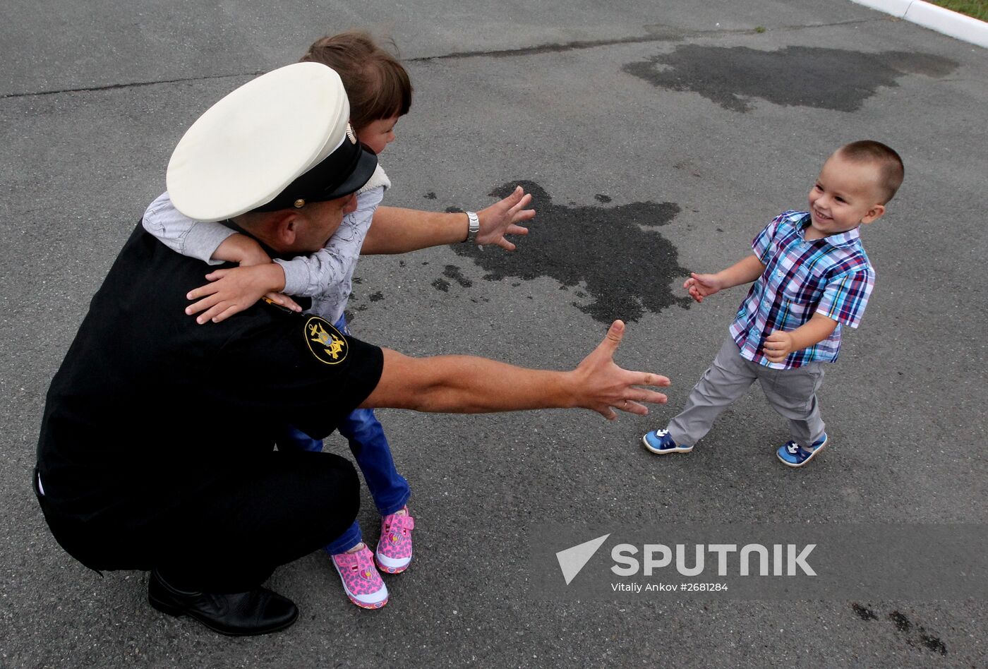Arrival of Pacific Fleet ship detachment at Vladivostok port