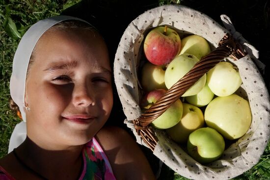 Apple Feast Day in Russia