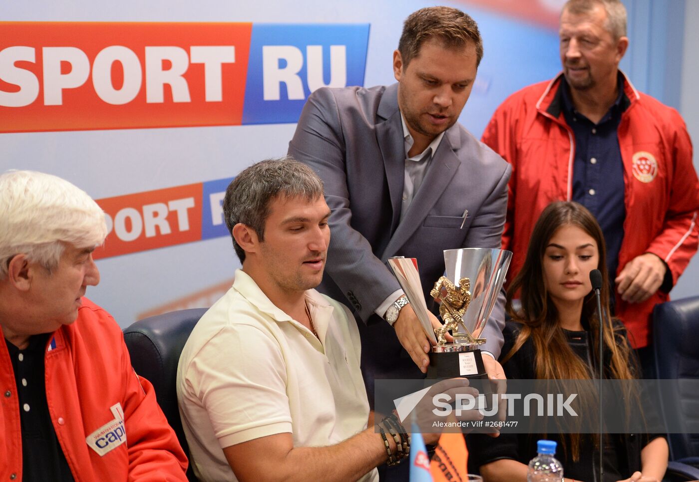 Alexander Ovechkin awarded with Kharlamov Trophy
