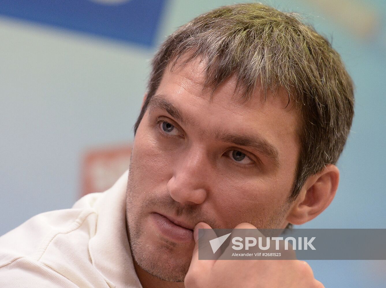 Alexander Ovechkin awarded with Kharlamov Trophy