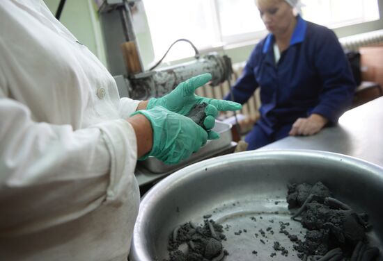 Manufacturing firecrackers in the Moscow Region