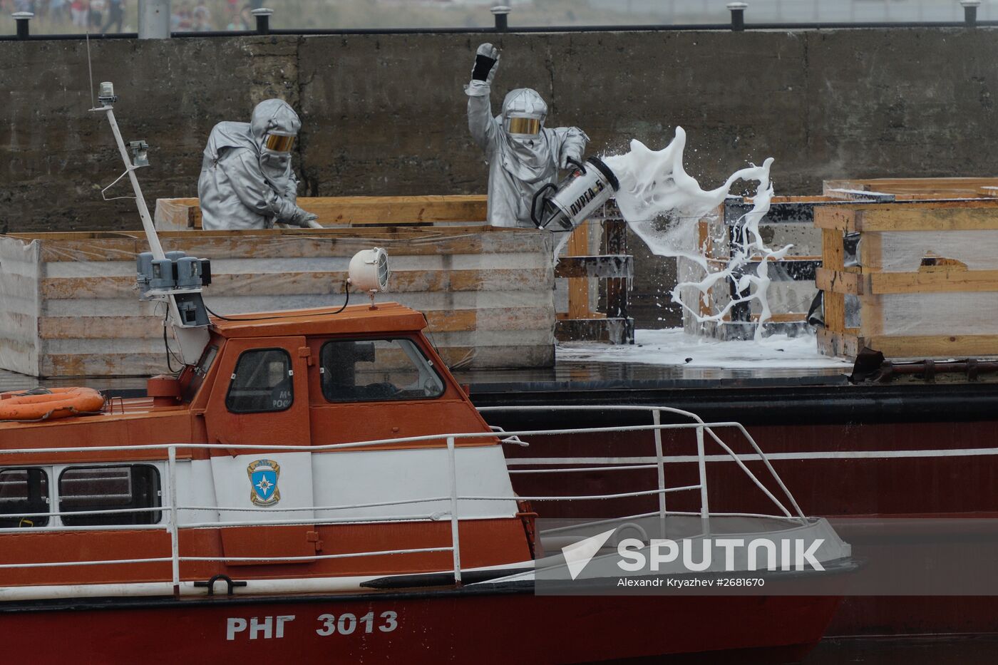 Counter-terrorist drill at the Novosibirsk canal lock / floodgate