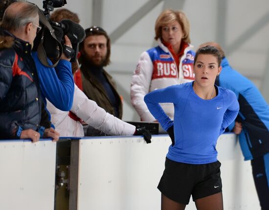 Figure skating. Adelina Sotnikova's training session