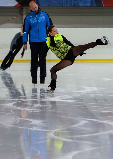 Figure skating. Adelina Sotnikova's training session