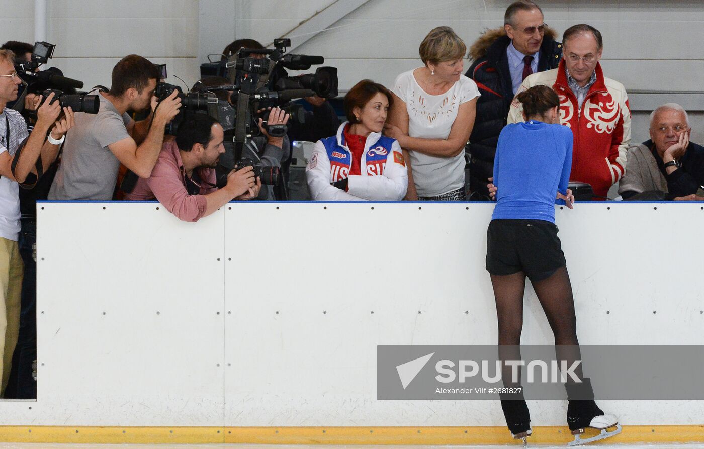 Figure skating. Adelina Sotnikova's training session