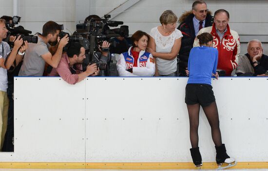 Figure skating. Adelina Sotnikova's training session