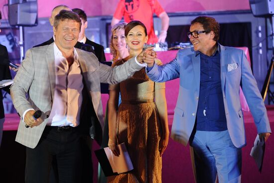 First Bridge of Arts International Festival