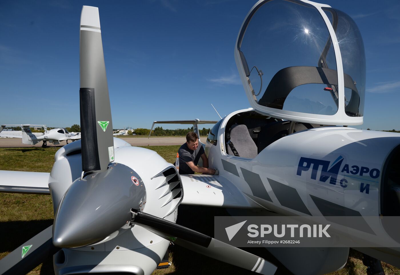 Preparations for MAKS 2015 International Aviation and Space Salon