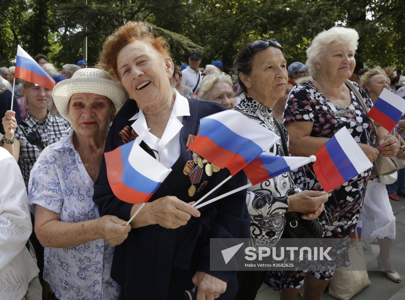 National Flag Day celebrations across Russia