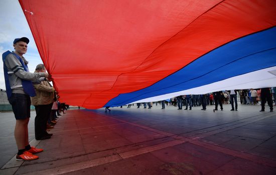 National Flag Day celebrations across Russia