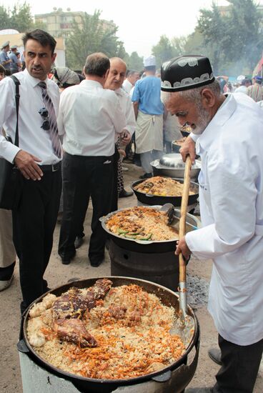 Oshi Palav contest in Tajikistan
