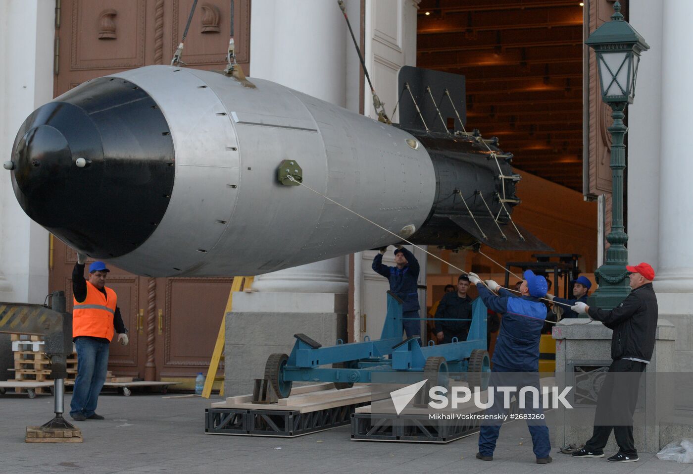 Replica of Tsar Bomba hydrogen bomb delivered to Moscow