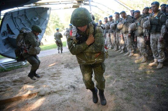 CSTO's Collective Rapid Deployment Forces hold Interaction 2015 drill