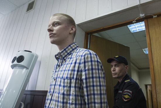 Court hears Kotelnicheskaya Embankment star case