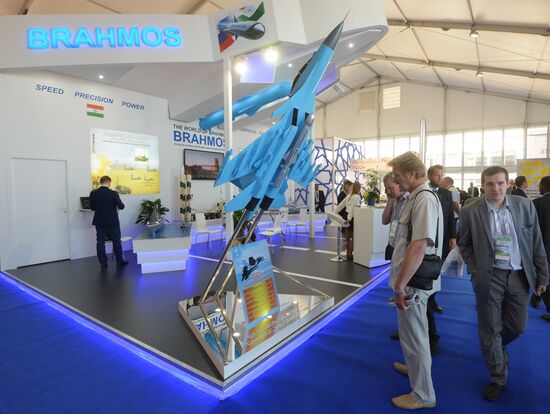 International Aerospace Salon (MAKS 2015) opens near Moscow