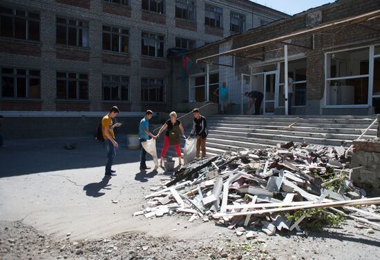 Aftermath of night shelling of Donetsk's Gorlovka by Ukrainian military