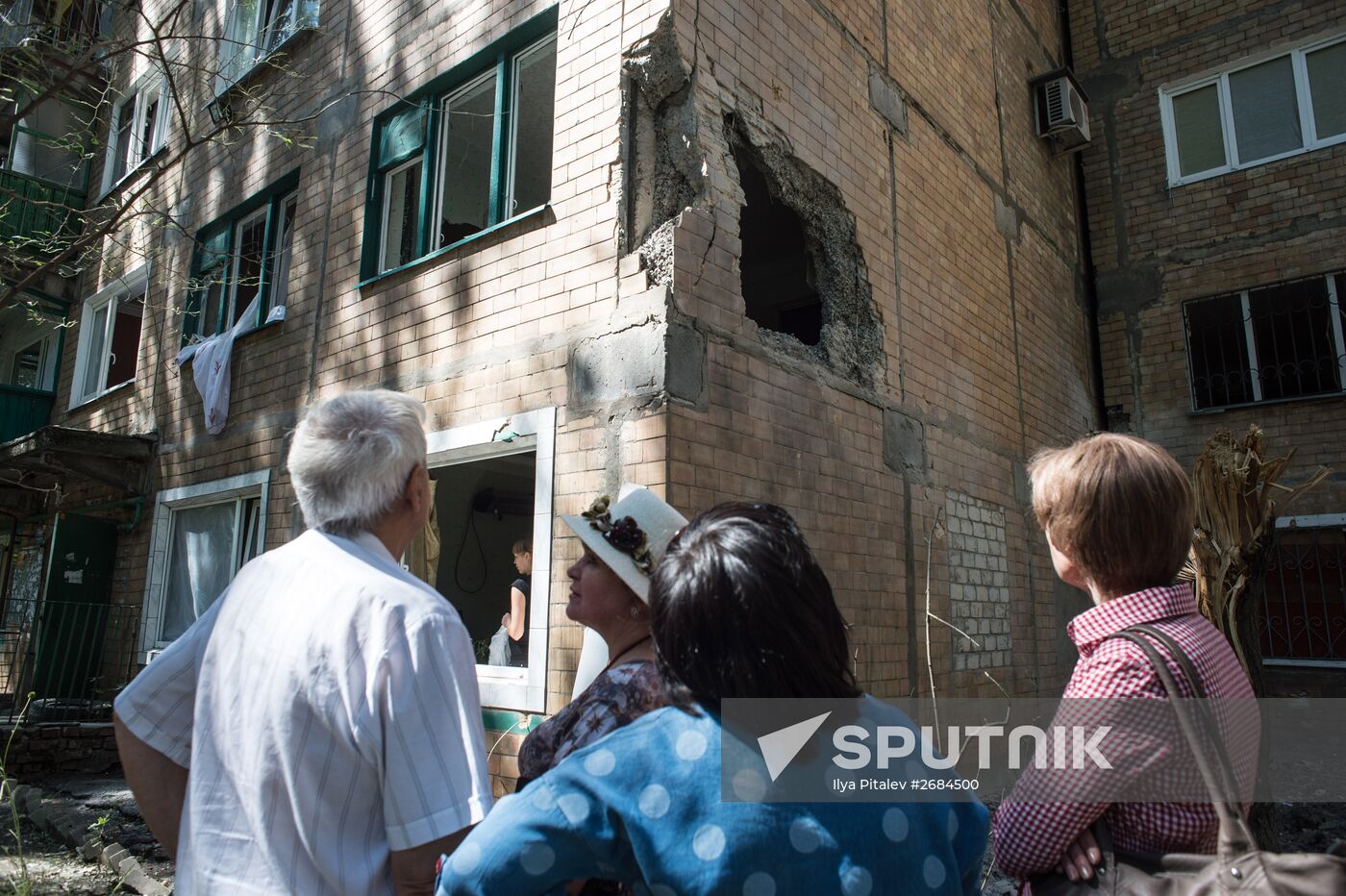 Aftermath of night shelling of Donetsk's Gorlovka by Ukrainian military