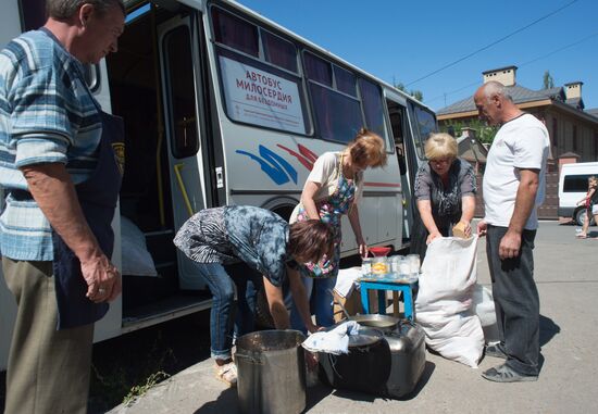 Aftermath of night shelling of Donetsk's Gorlovka by Ukrainian military