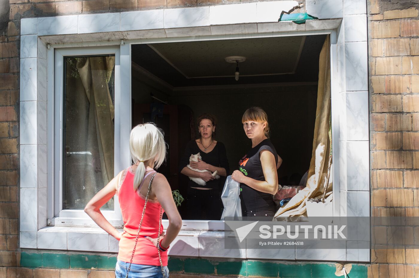 Aftermath of night shelling of Donetsk's Gorlovka by Ukrainian military