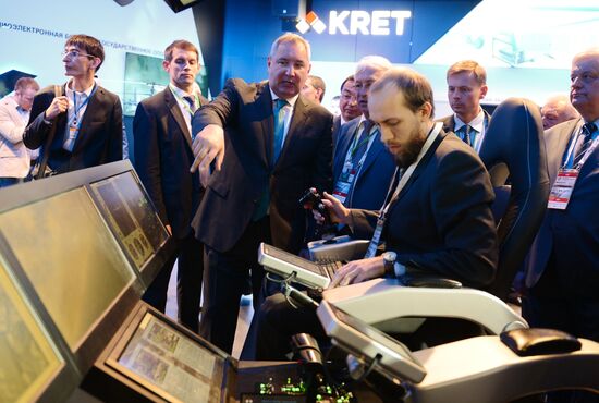 International Aerospace Salon (MAKS 2015) opens near Moscow