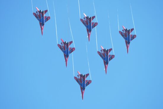 International Aerospace Salon (MAKS 2015) opens near Moscow