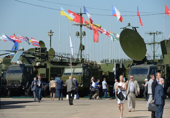 MAKS 2015 International Aviation and Space Salon opens in Zhukovsky