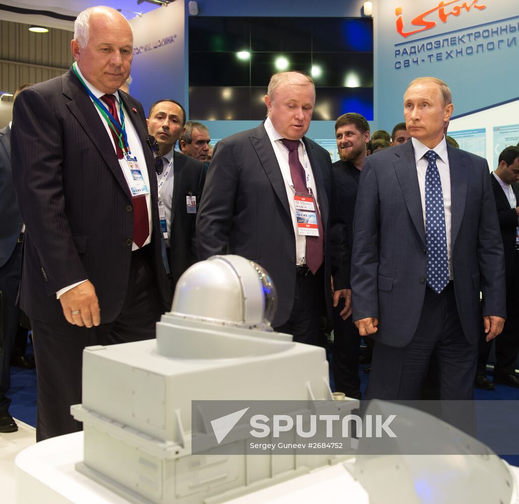 Russian President Vladimir Putin visits the International Aerospace Salon (MAKS 2015)