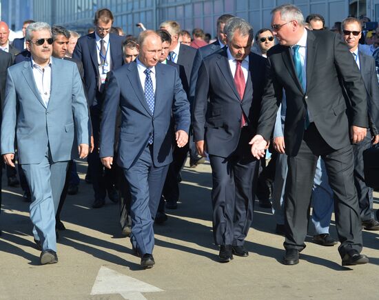 Russian President Vladimir Putin visits the International Aerospace Salon (MAKS 2015)