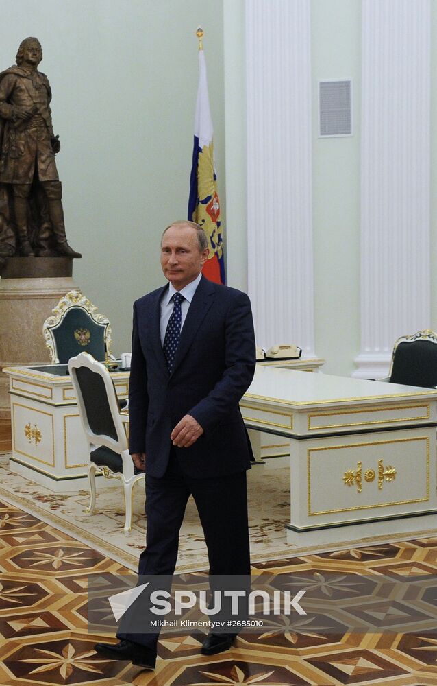 President Vladimir Putin meets with King Abdullah II of Jordan
