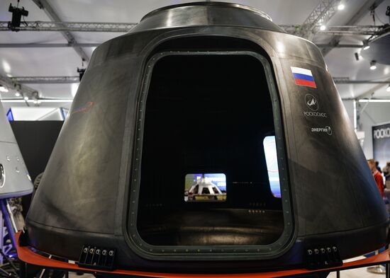 Maks-2015 International Aerospace Salon. Day Two