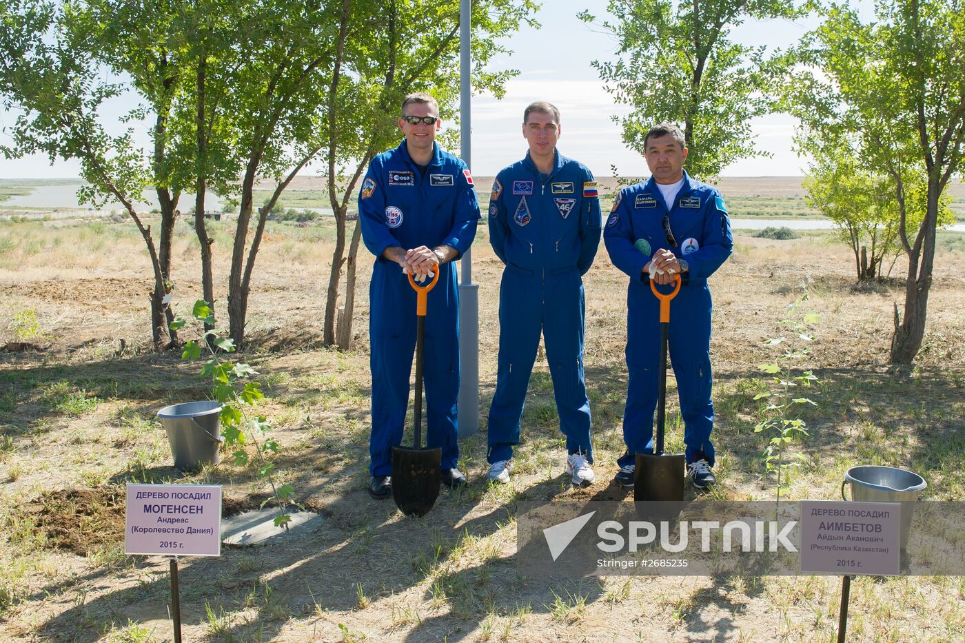 Training of ISS 45/46 and Visiting Expedition 18 crew