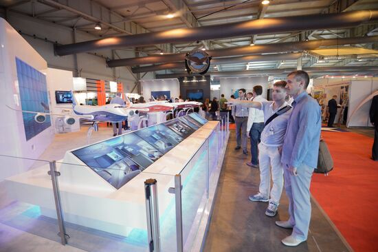 Maks-2015 International Aerospace Salon. Day Two
