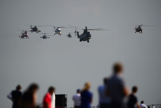 MAKS 2015 International Aviation and Space Salon. Day 2