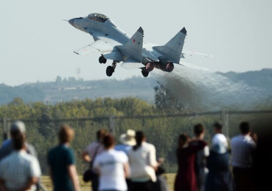 Maks-2015 International Aerospace Salon. Day Two