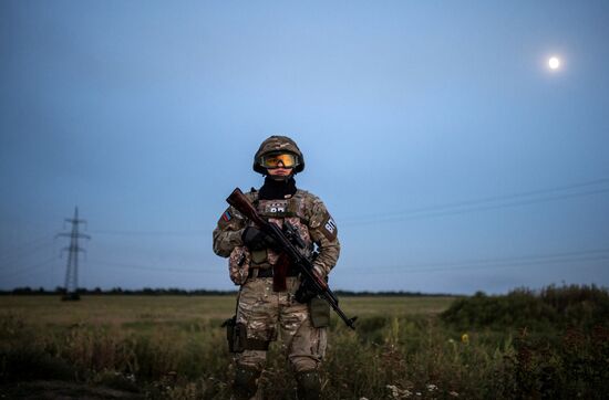 Exchanging prisoners in the Donetsk Region