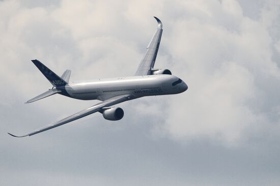 International Aerospace Salon (MAKS 2015) near Moscow. Day Three