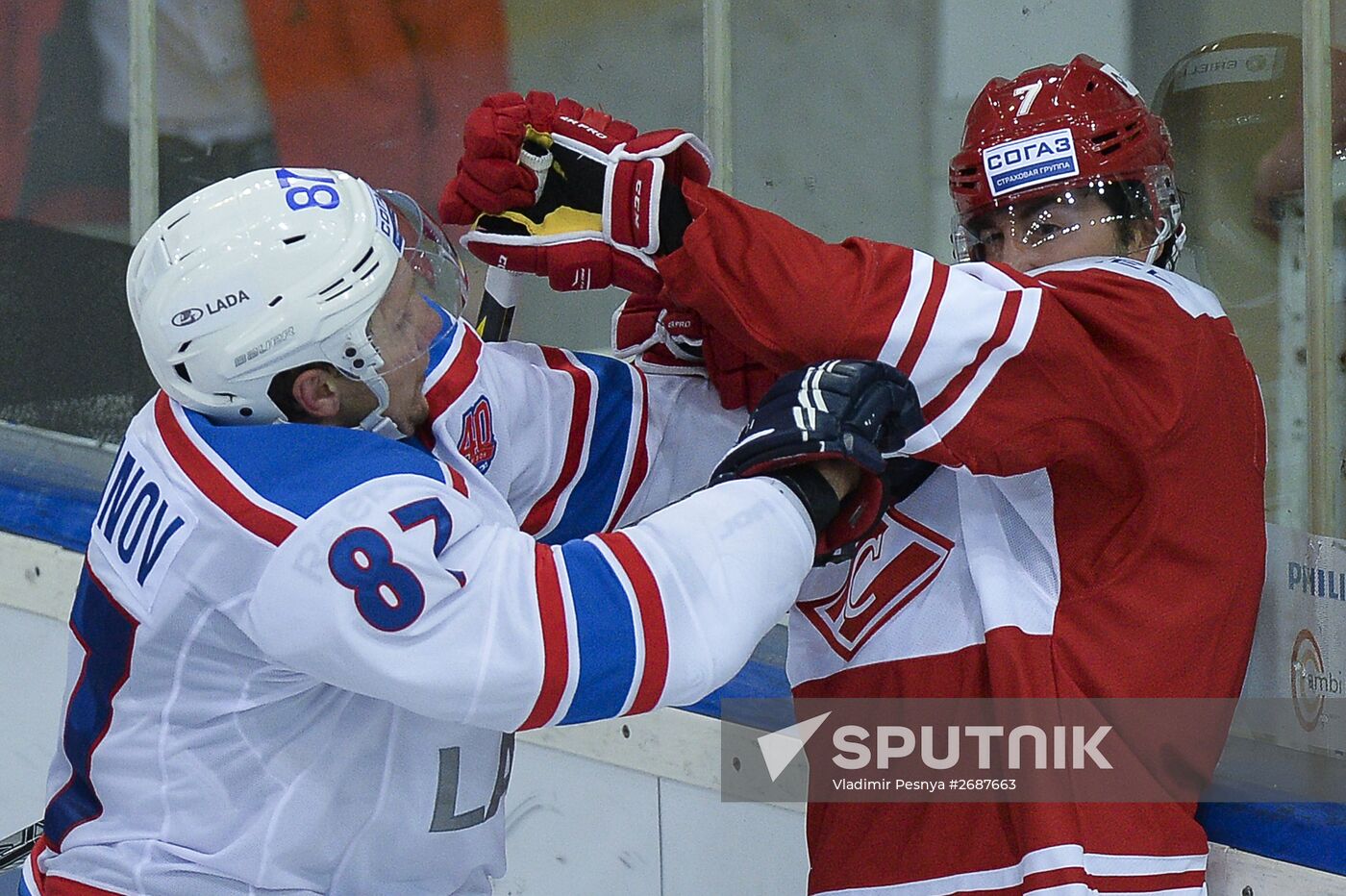 Kontinental Hockey League. Spartak vs. Lada