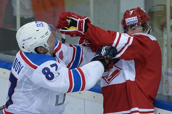 Kontinental Hockey League. Spartak vs. Lada