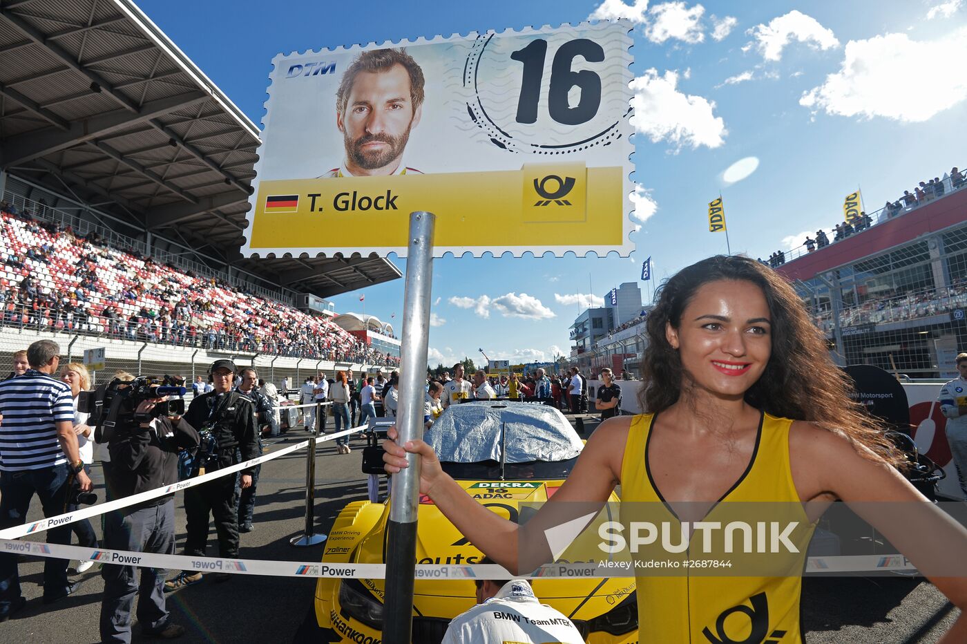 Motor Sport. DTM. Stage VI. Day Two