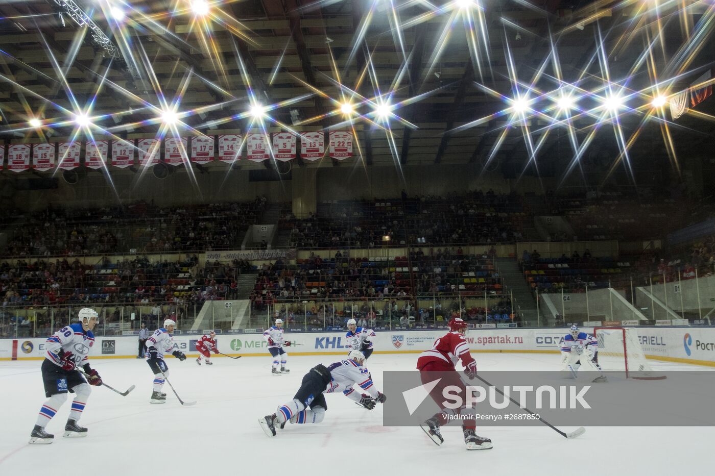 Kontinental Hockey League. Spartak vs. Lada