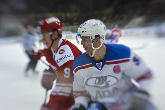 Kontinental Hockey League. Spartak vs. Lada